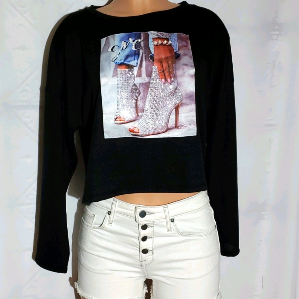 New Women's top long sleeve Size L color Black